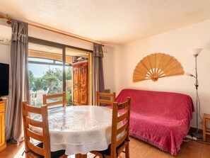 Interior - Le Plein Soleil by Interhome (Rayol Canadel)