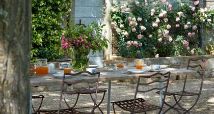 Belle maison de vacances privée pour 10 personnes avec TV, animaux admis et vue panoramique