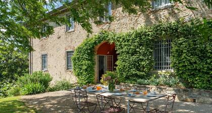 Magnifique maison de vacances privée pour 10 personnes avec TV, animaux admis et vue panoramique