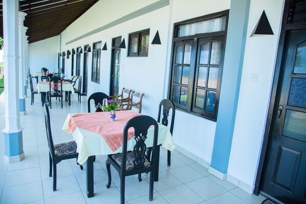 Restauration extérieure