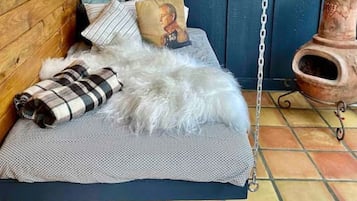 1 bedroom, iron/ironing board, WiFi