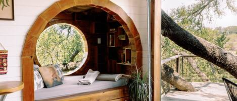 1 bedroom, iron/ironing board, WiFi