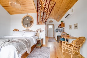 1 chambre, fer et planche à repasser, Wi-Fi gratuit, draps fournis