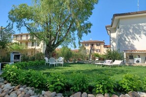 Property grounds - CENTURY 1 APARTMENTS "FELTRINI " (Peschiera del Garda)