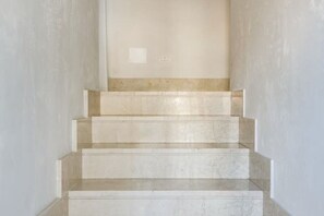 Interior - CENTURY 1 APARTMENTS "FELTRINI " (Peschiera del Garda)