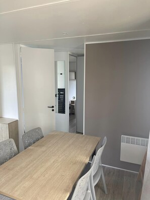 Dining - Charmant Mobil-home Premium 304 (Narbonne)