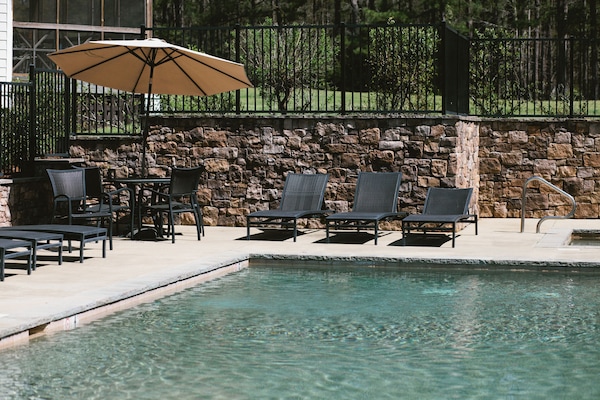 Bask in the pool!
