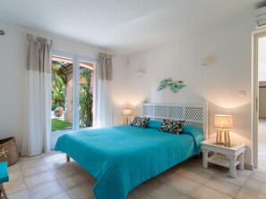 4 bedrooms, desk, WiFi - Vacation home Indigo by Interhome (Grimaud)