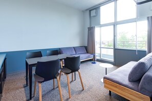 Free WiFi, bed sheets - SAKIA STAY (Awaji)