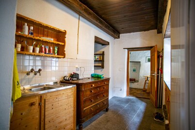 Grosszügiges Ferienhaus für Wildromantischen Urlaub im Val Lavizzara