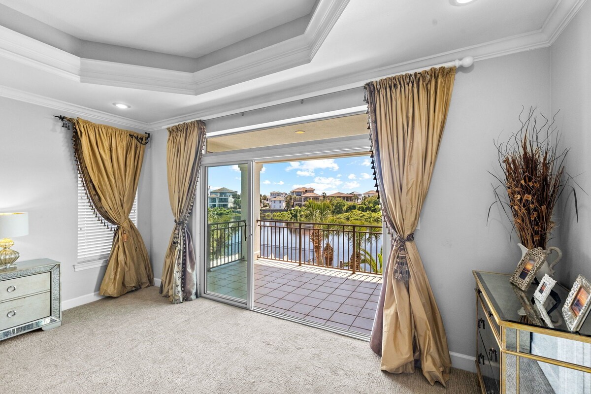 Photo 31 of Casa Esmerelda: Lake Front Luxury Home w/ Private Pool & Golf Cart