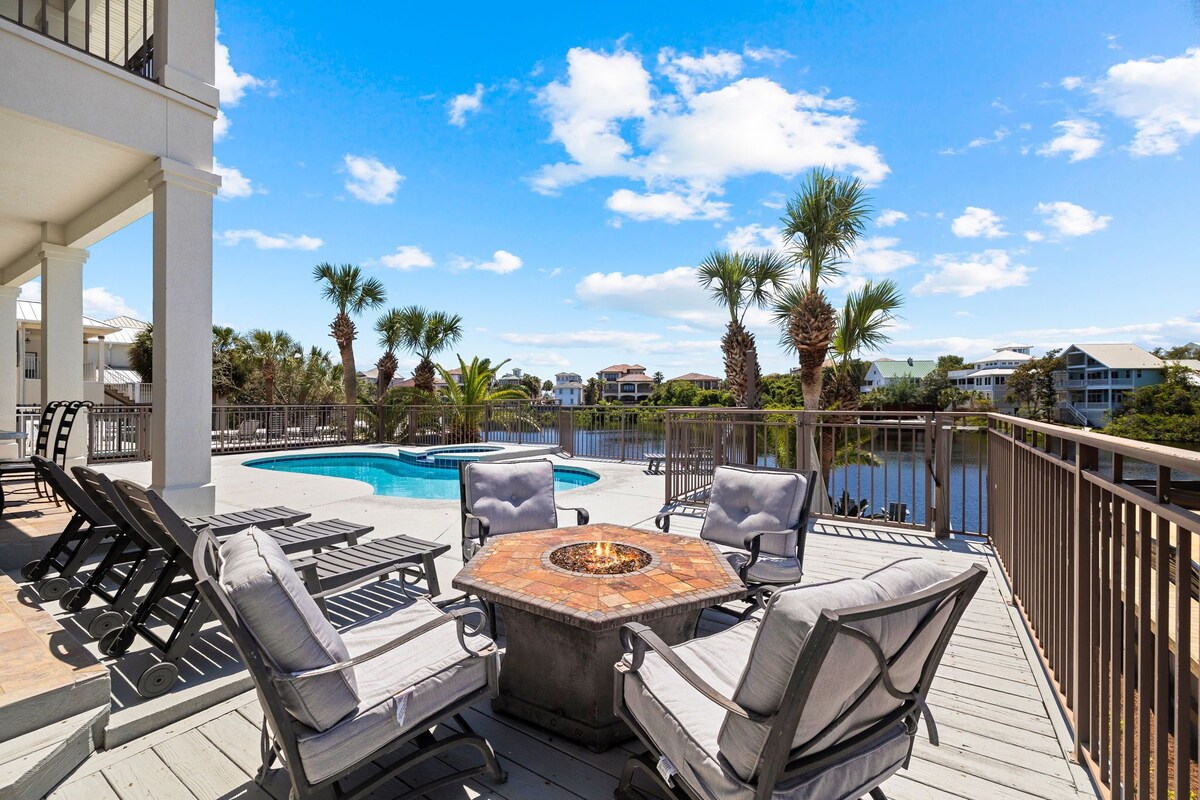 Photo 41 of Casa Esmerelda: Lake Front Luxury Home w/ Private Pool & Golf Cart