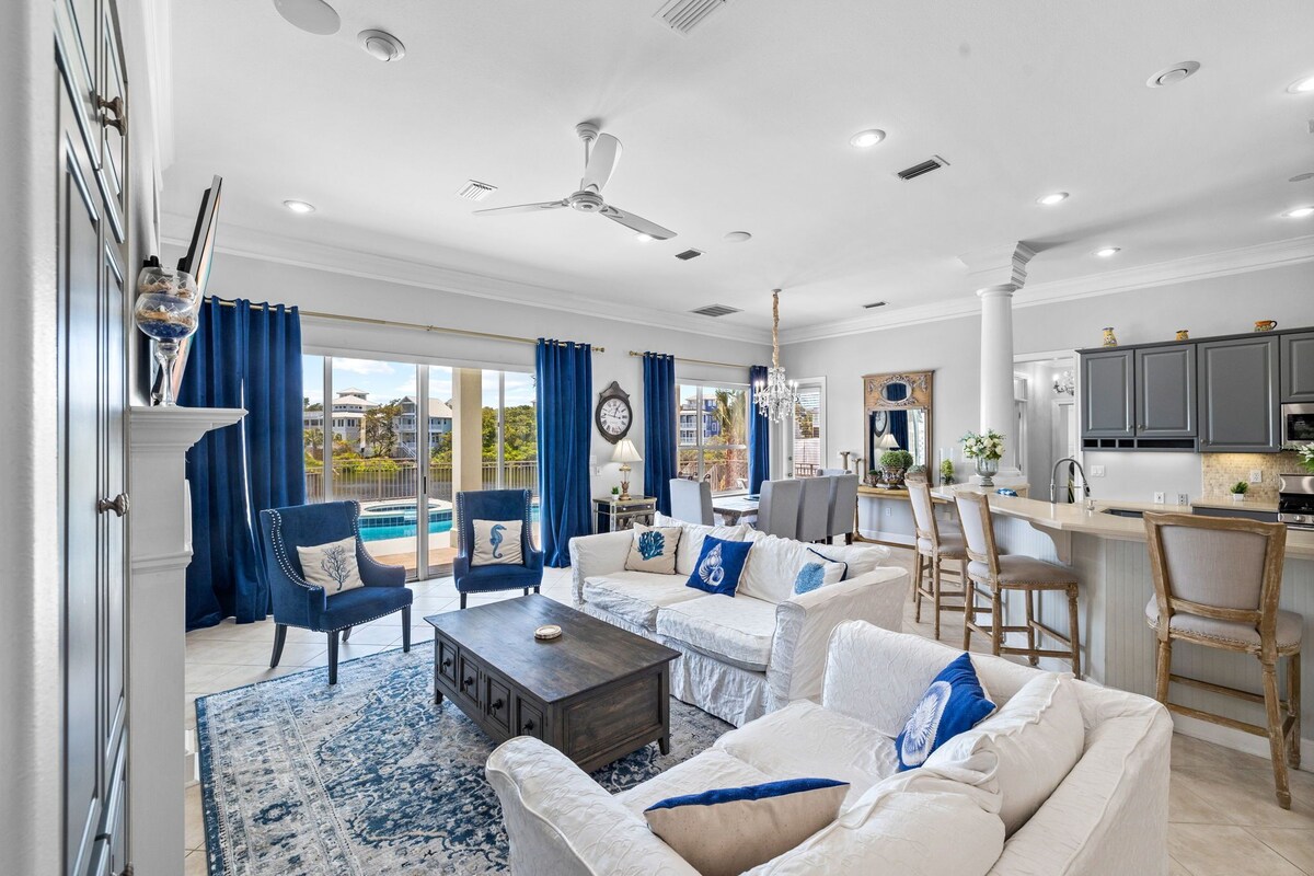 Photo 14 of Casa Esmerelda: Lake Front Luxury Home w/ Private Pool & Golf Cart