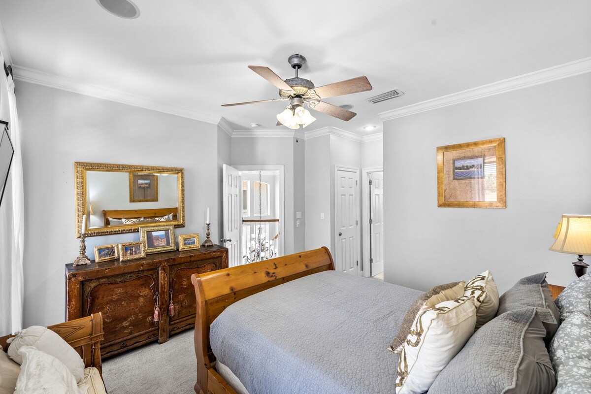 Photo 27 of Casa Esmerelda: Lake Front Luxury Home w/ Private Pool & Golf Cart