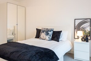 1 Schlafzimmer, Bügeleisen/Bügelbrett, WLAN, Bettwäsche