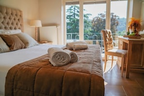 Standard Room, Garden View | Desk, laptop workspace, soundproofing, free WiFi - Hôtel Au Comte de Mercy (Oupeye)