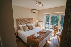 Standard Room, Garden View | Desk, laptop workspace, soundproofing, free WiFi - Hôtel Au Comte de Mercy (Oupeye)