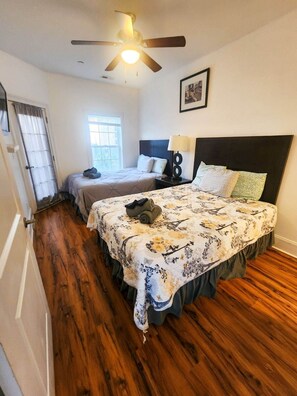 4 camere, ferro/asse da stiro, Wi-Fi, lenzuola