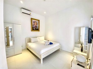 4 chambres, fer et planche à repasser, Wi-Fi, draps fournis