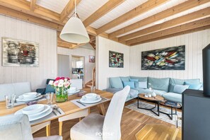 Dining - Tüddis Huus - Infrared Sauna, Bathtub, Shower, Terrace, Grill, Parking Space (Olpenitz)