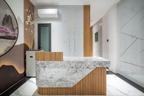 Reception - Cozrum Home - Daisy House (Ho Chi Minh City)