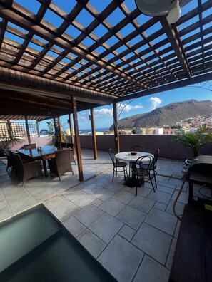 Outdoor dining - Gomera Isla Mágica (San Sebastián de La Gomera)