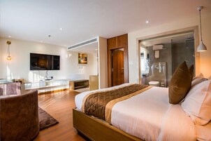 Deluxe Room | Free WiFi