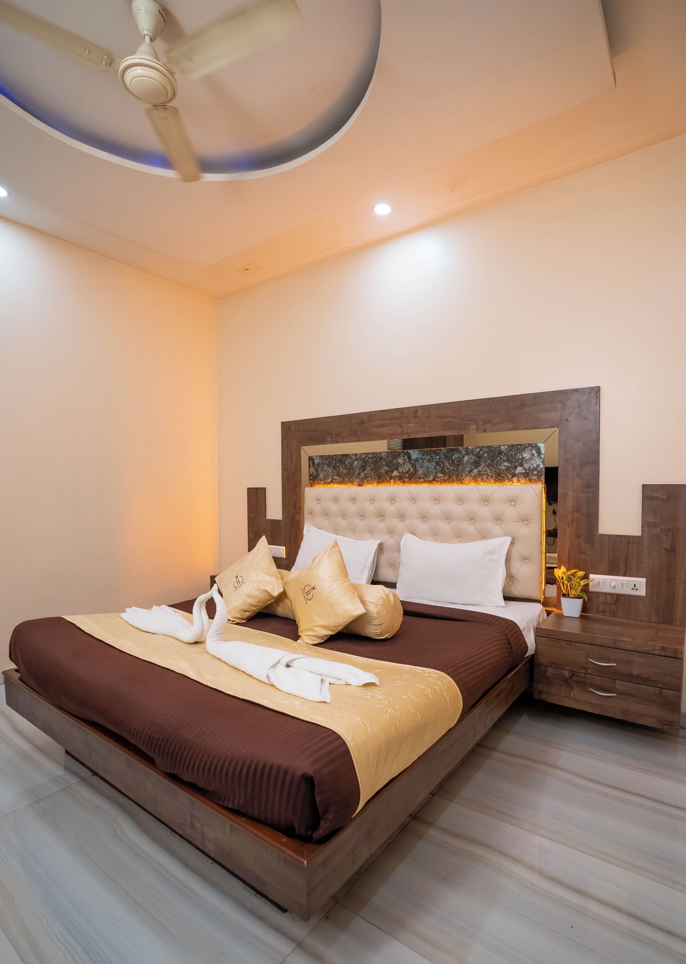 Deluxe Room | Memory-foam beds, desk, blackout curtains, iron/ironing board