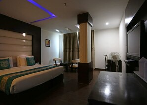 Free WiFi, bed sheets - Hotel Billions (Gurugram)