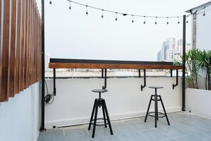 Rooftop terrace - Wander Wonder Bangkok (Bangkok)