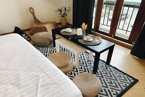 Deluxe Double Room | Desk, iron/ironing board, free WiFi, bed sheets