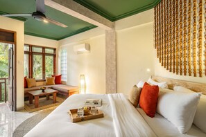 Deluxe Room | Minibar, desk, free WiFi, bed sheets - Semana Residences by Cove (Ubud)