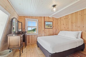 3 chambres, fer et planche à repasser, Wi-Fi gratuit, draps fournis