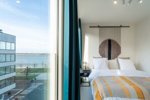 2 chambres, bureau, Wi-Fi, draps fournis