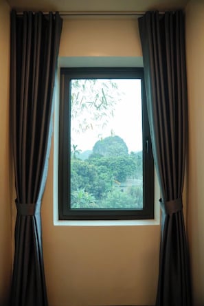 Land view from property - La Mai Tam Coc Homestay (Hoa Lu)