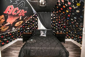 3 室のベッドルーム、WiFi、ベッドシーツ