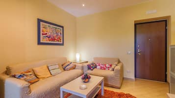 Familienapartment, Mehrere Schlafzimmer (Happy Apartment Nettuno Close To Sea) | Wohnbereich