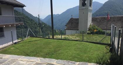 Holiday apartment Crana for 1 - 4 persons with 2 bedrooms - Holiday house