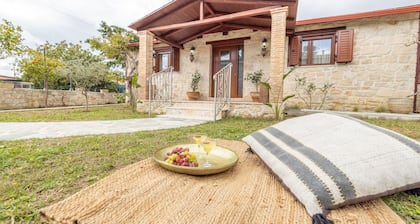 Cozy Holiday House - 5 minutes away from the beach Kalamaki, Zakynthos