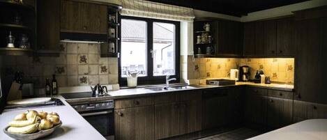 Four, plaque de cuisson, lave-vaisselle