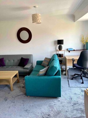 Smart TV - Wembley Apartment 5 min walk to underground & 15 min walk to Wembley stadium. (Wembley)