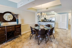 Dining - Endless Shoreline Horizons: 3 Bedroom Condo (North Myrtle Beach)