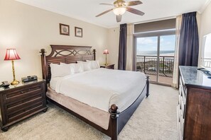 3 bedrooms, WiFi, bed sheets - Oceanfront Haven: 3 Bedroom Condo Retreat (North Myrtle Beach)