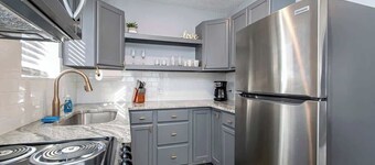 Stylish Studio, steps to Oaklawn