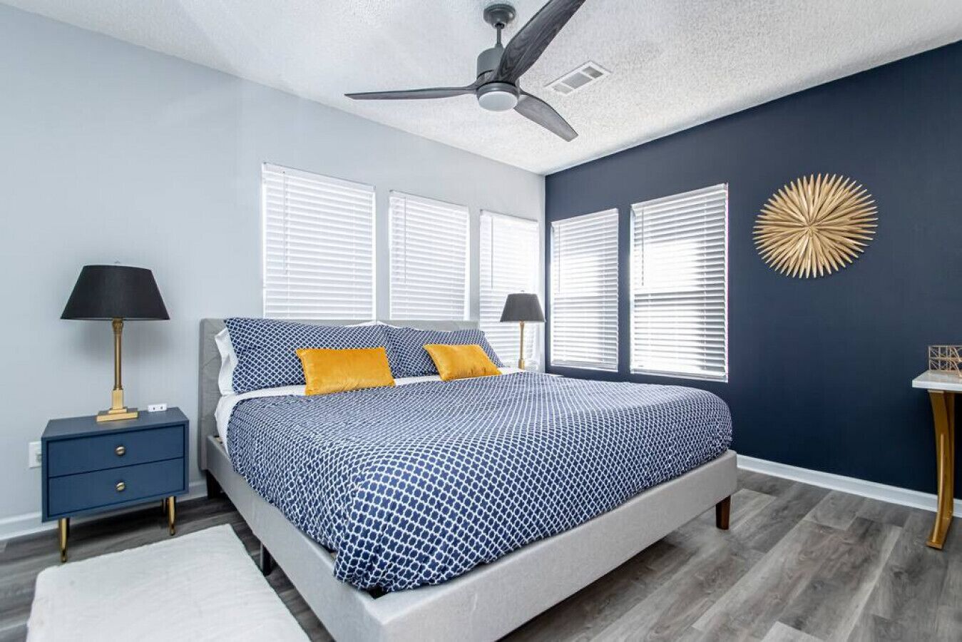 1 habitación, escritorio, wifi gratis y ropa de cama 