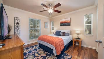 1 bedroom, iron/ironing board, free WiFi, bed sheets