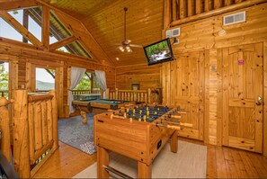Spielezimmer