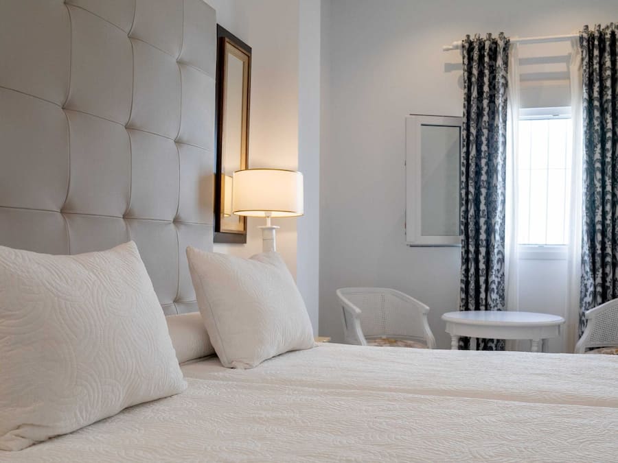 Superior-Doppel- oder -Zweibettzimmer