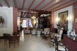 Smart TV de 32 pulgadas con canales digitales