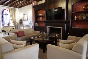 32-inch Smart TV with digital channels